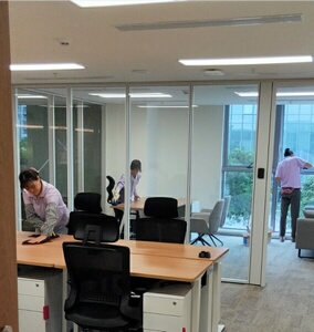 �ճ��������